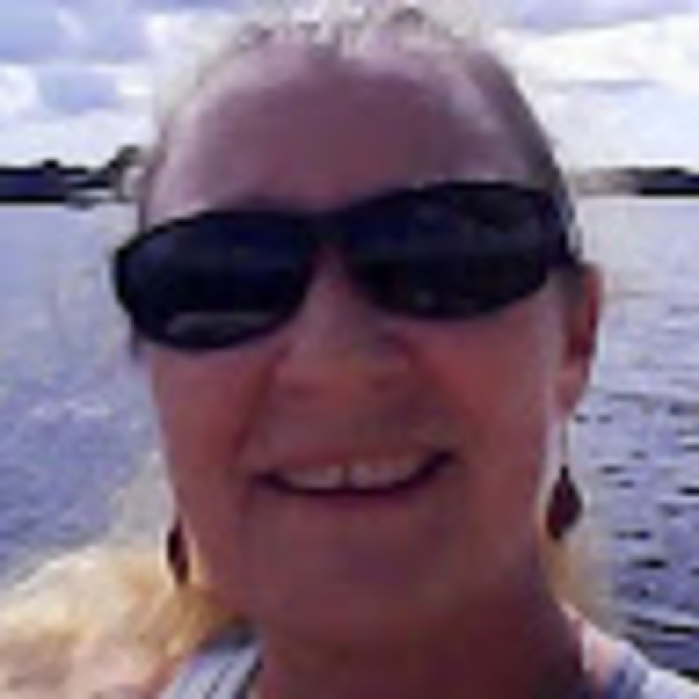 Meet your Posher, Leslie